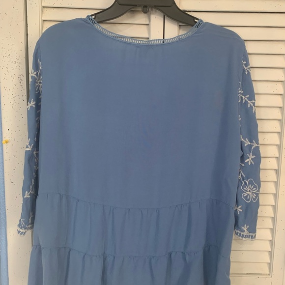 Cato Blue Embroidered Blouse With V Neckline - Picture 5 of 6